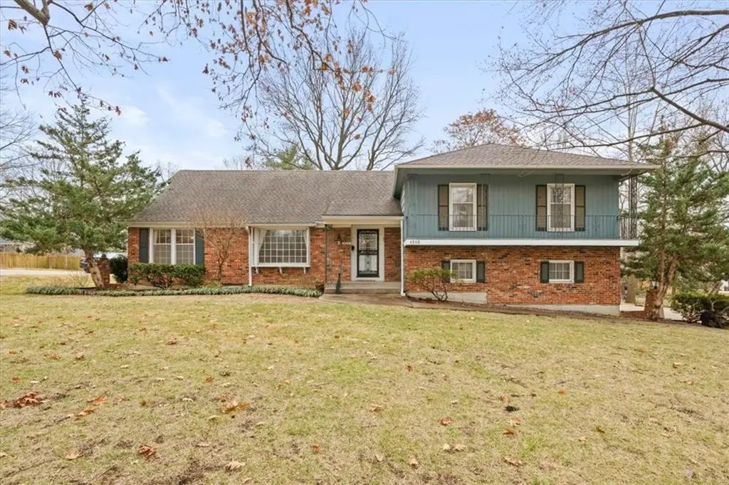 4505 W 93rd Street, Prairie Village, KS 66207 - #1
