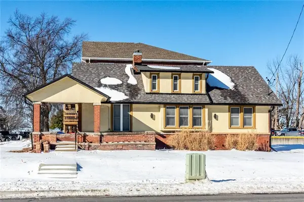 221 Broad Street, Warrensburg, MO 64093