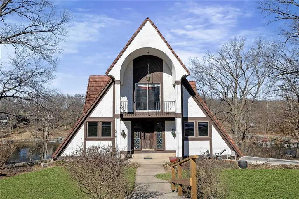 7616 NW Eastside Drive, Weatherby Lake, MO 64152 - #1