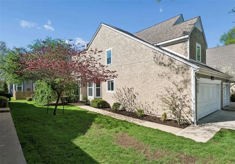 6725 W 126 Court, Leawood, KS 66209 - #2