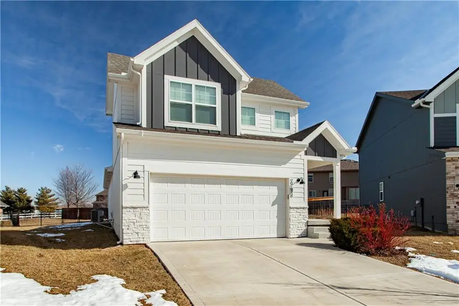 27614 Red Fox Street, Lees Summit, MO 64086 - #3