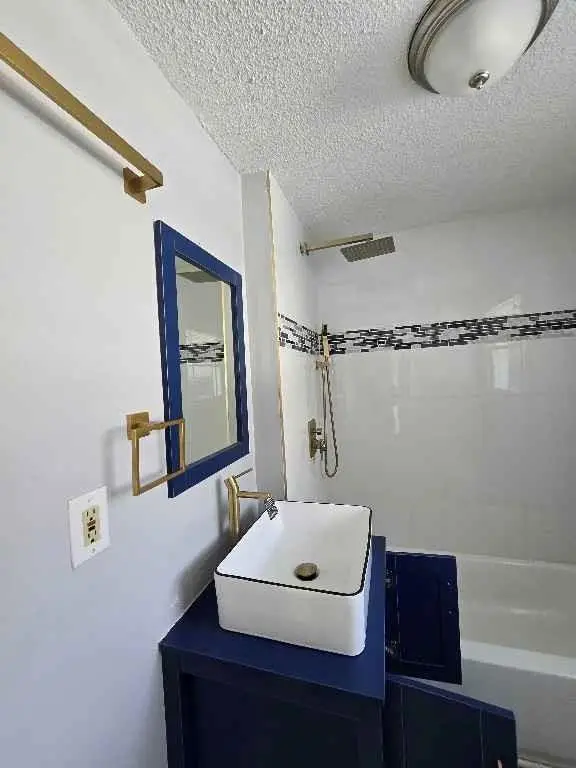 4330 Merriam Drive, Shawnee, KS 66203 - Image #3