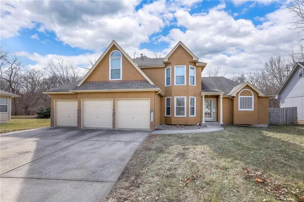 3336 S Cochise Avenue, Independence, MO 64057 - #1