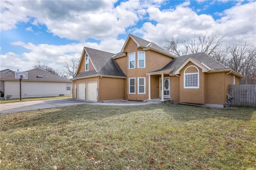 3336 S Cochise Avenue, Independence, MO 64057 - #3