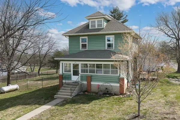 100 Derge Street, De Kalb, MO 64440