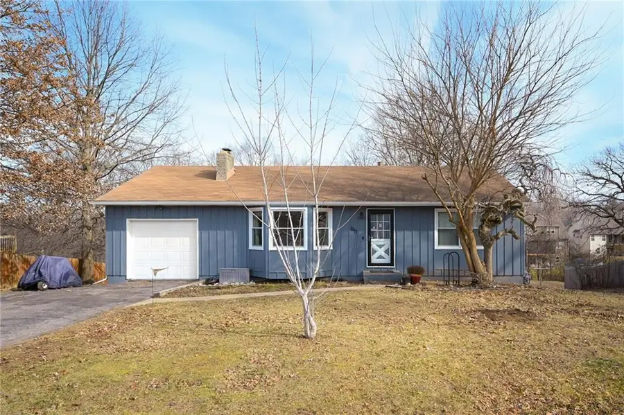 1513 Lake Road, Liberty, MO 64068 - #2