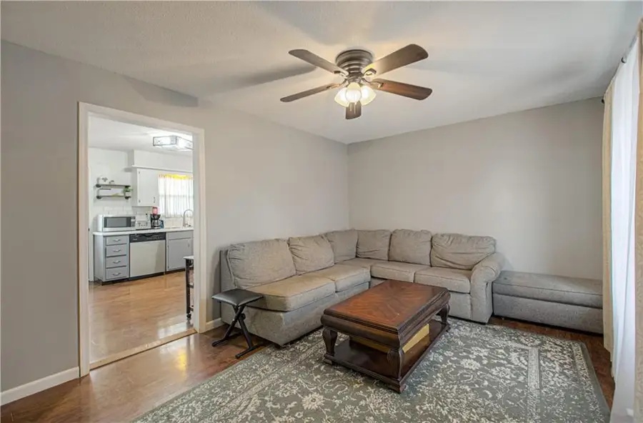 6902 NW Blair Road, Parkville, MO 64152 - #3