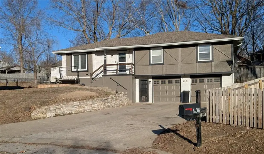 308 SW Moore Place, Blue Springs, MO 64015 - #2