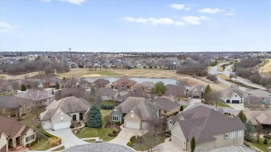 20318 W 99th Terrace, Lenexa, KS 66220 - #2