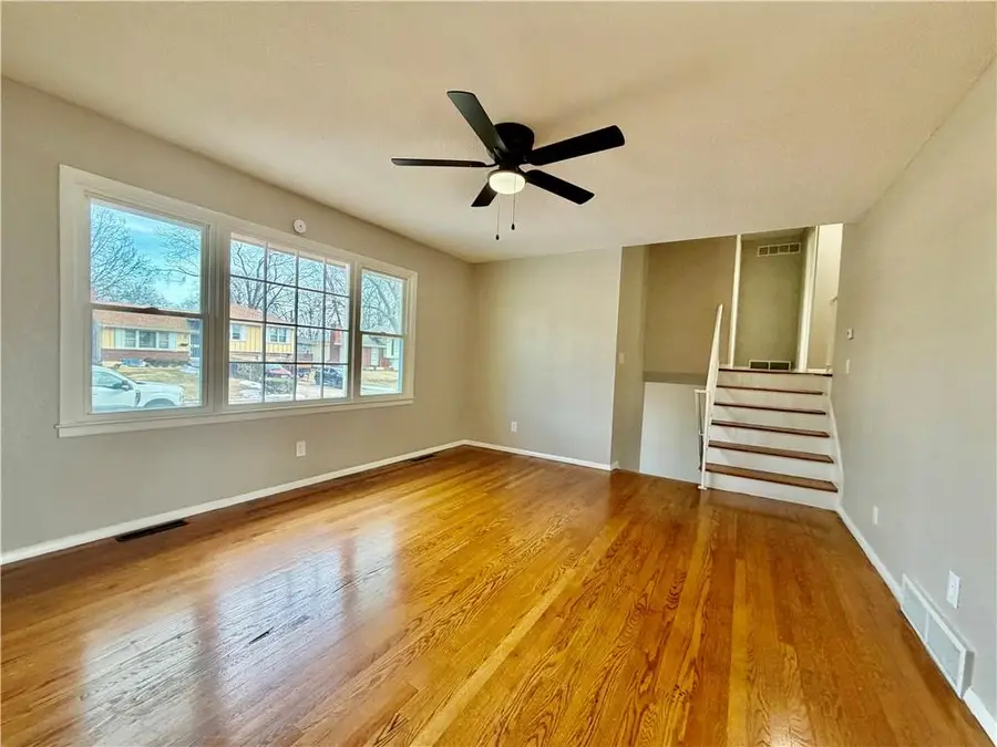 11718 Freemont Avenue, Kansas City, MO 64134 - Image #3