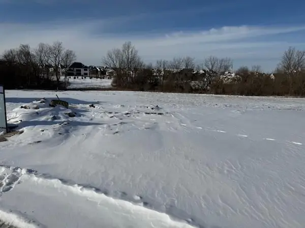 17220 Monrovia Street, Bucyrus, KS 66013