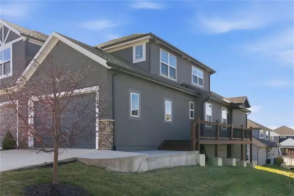 12344 S Sagebrush Drive, Olathe, KS 66061