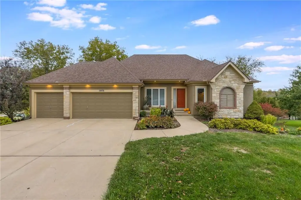 18876 W 252nd Street, Paola, KS 66071 - #1
