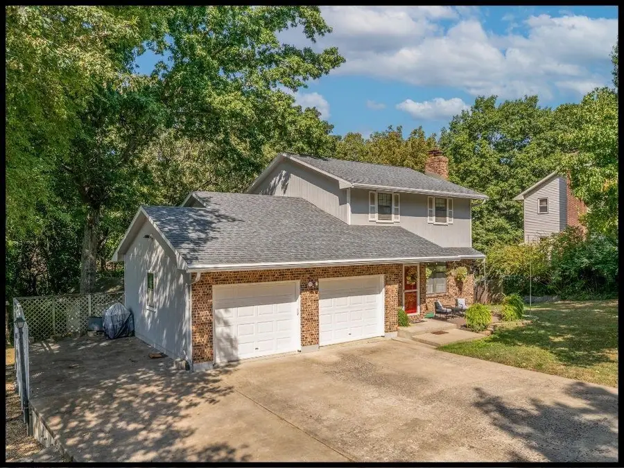 1411 Woodlawn Drive, Warrensburg, MO 64093 - #2