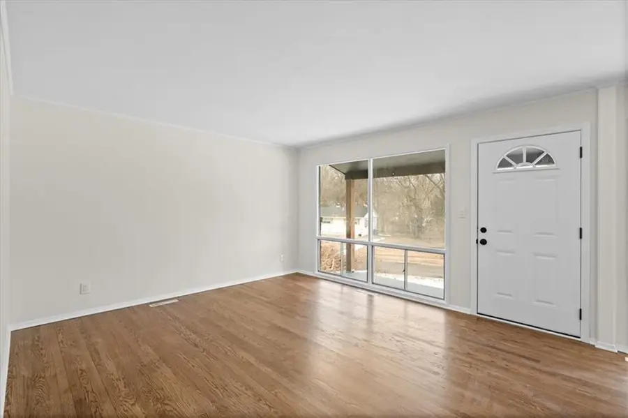 5010 Crisp Avenue, Kansas City, MO 64133 - #3