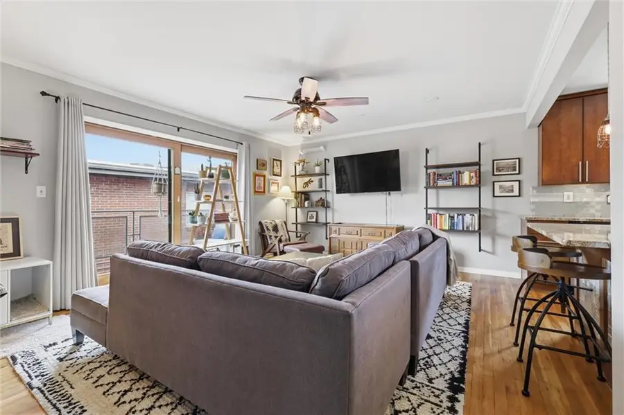 4213 Clark Avenue #5, Kansas City, MO 64111 - #3