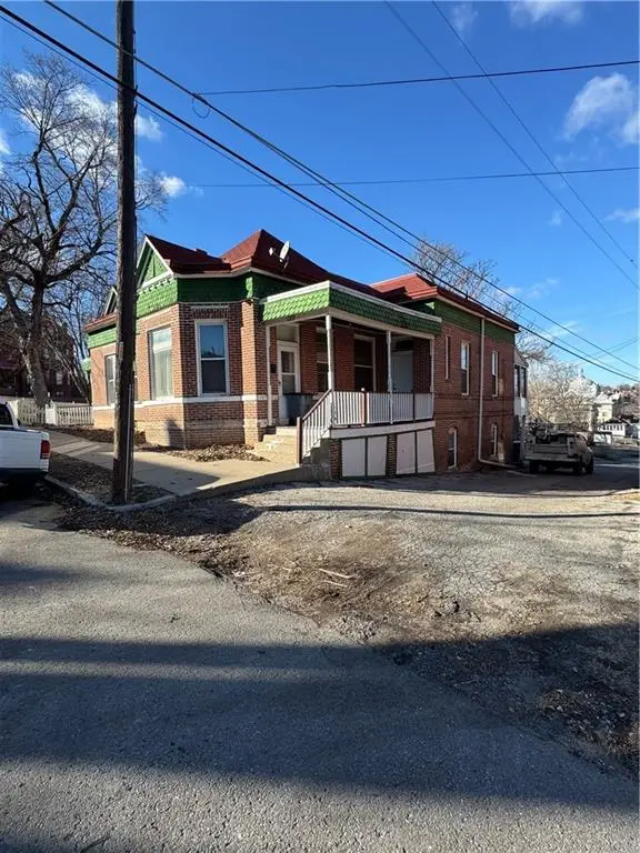 1209 Charles Street, St Joseph, MO 64501