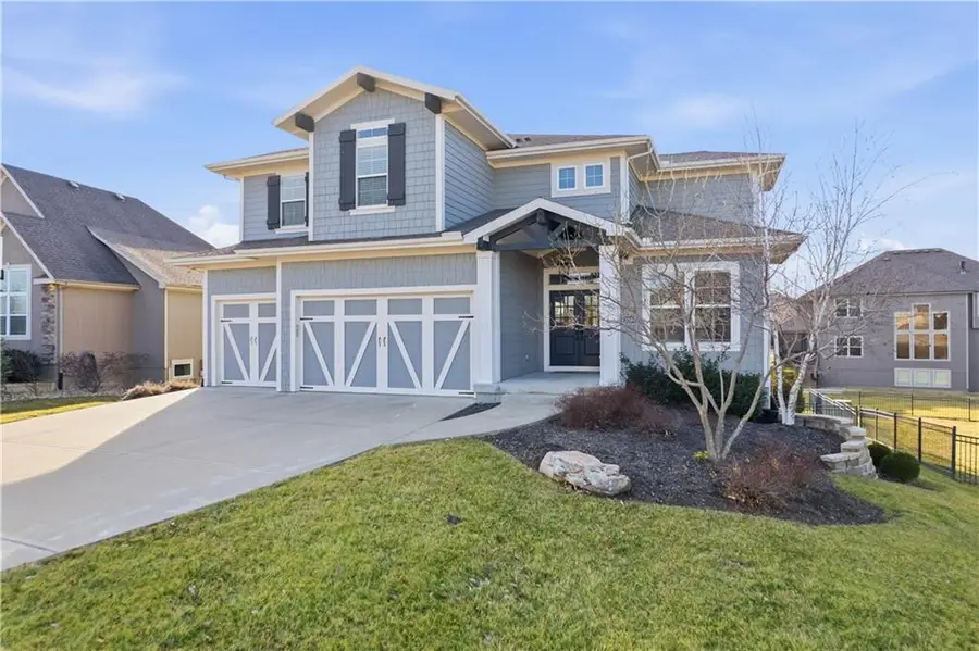 10305 W 170th Place, Overland Park, KS 66221 - #2