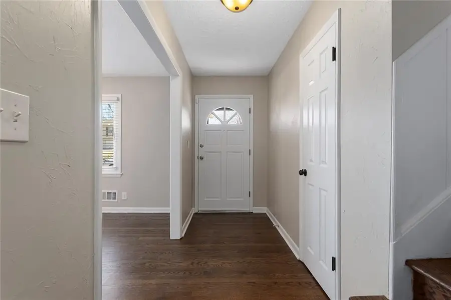 7916 Maple Avenue, Raytown, MO 64138 - #3