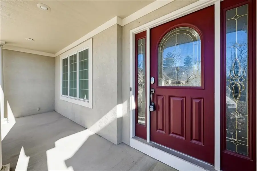 10105 NW River Hills Drive, Parkville, MO 64152 - #3