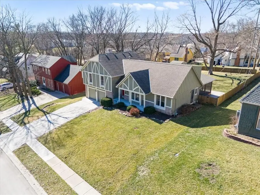 7006 Long Avenue, Shawnee, KS 66216 - #3