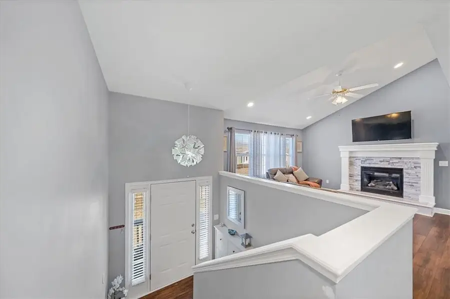 1216 N Parkway Drive, Olathe, KS 66061 - #3