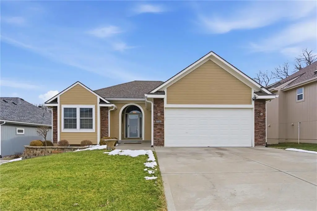 7101 N Cypress Avenue, Kansas City, MO 64119 - #1