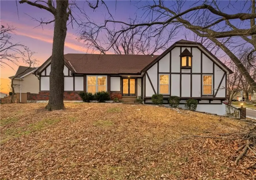 7922 N Northwood Road, Kansas City, MO 64151 - #2