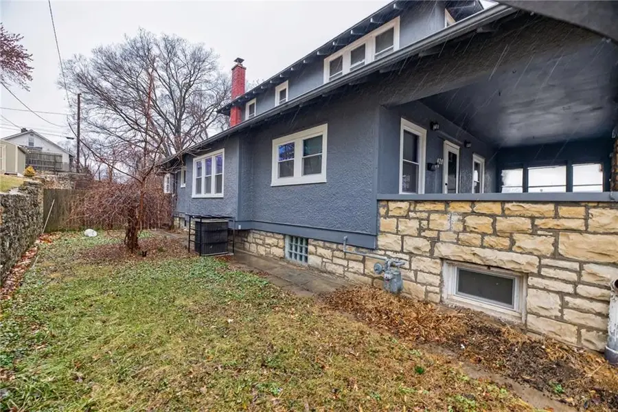 1420 S 33rd Street, Kansas City, KS 66106 - #3