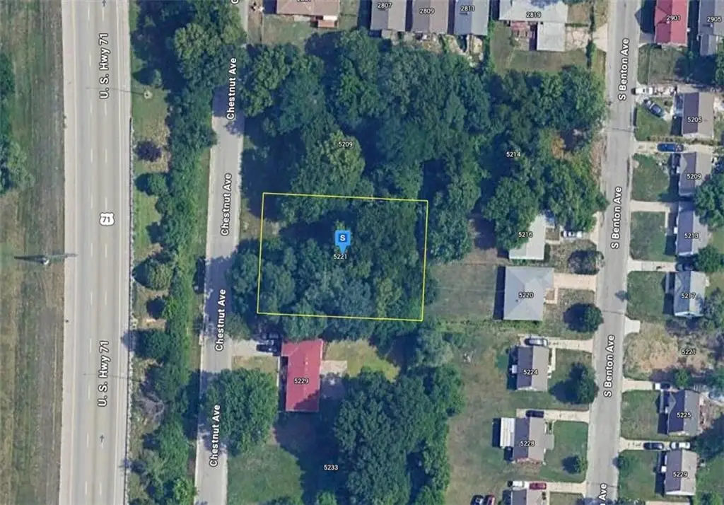 5221 Chestnut Avenue, Kansas City, MO 64130 - Image #1