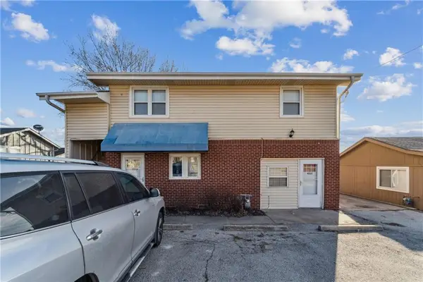 402 N Webster Street, Spring Hill, KS 66083