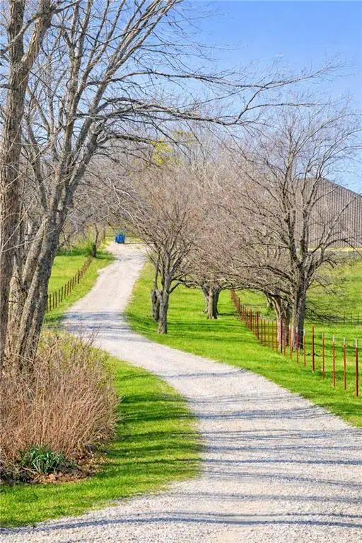 1044 SW 101st Road, Chilhowee, MO 64733 - #2