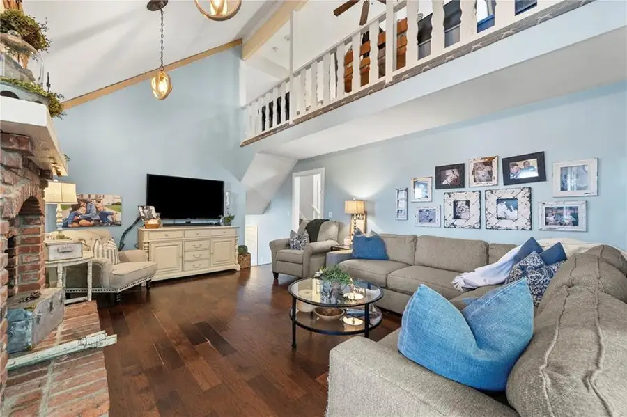 4070 SW Lido Drive, Lees Summit, MO 64082 - #3