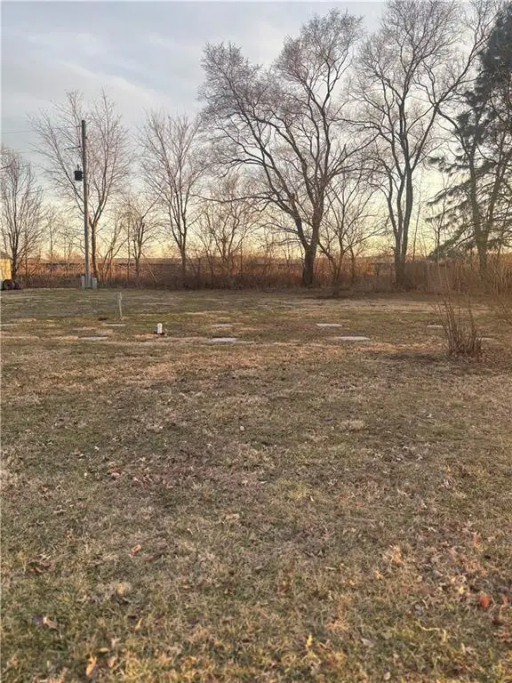 908 Harland Court, Perry, KS 66073