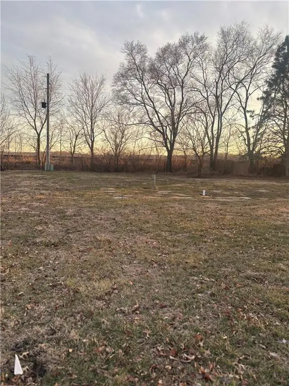 908 Harland Court, Perry, KS 66073 - #2