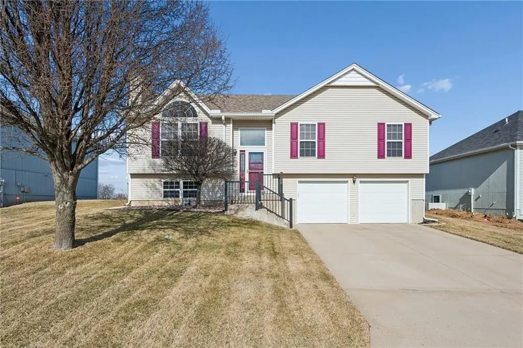 11200 Nogard Avenue, Kansas City, KS 66109 - #1