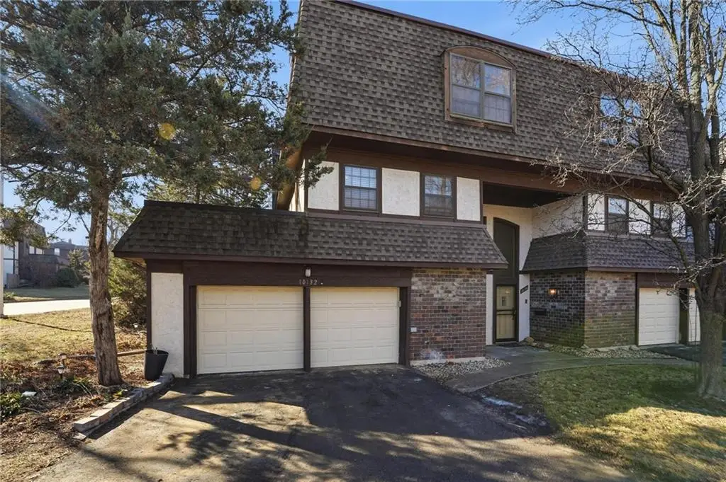 10132 Locust Street, Kansas City, MO 64131 - #1