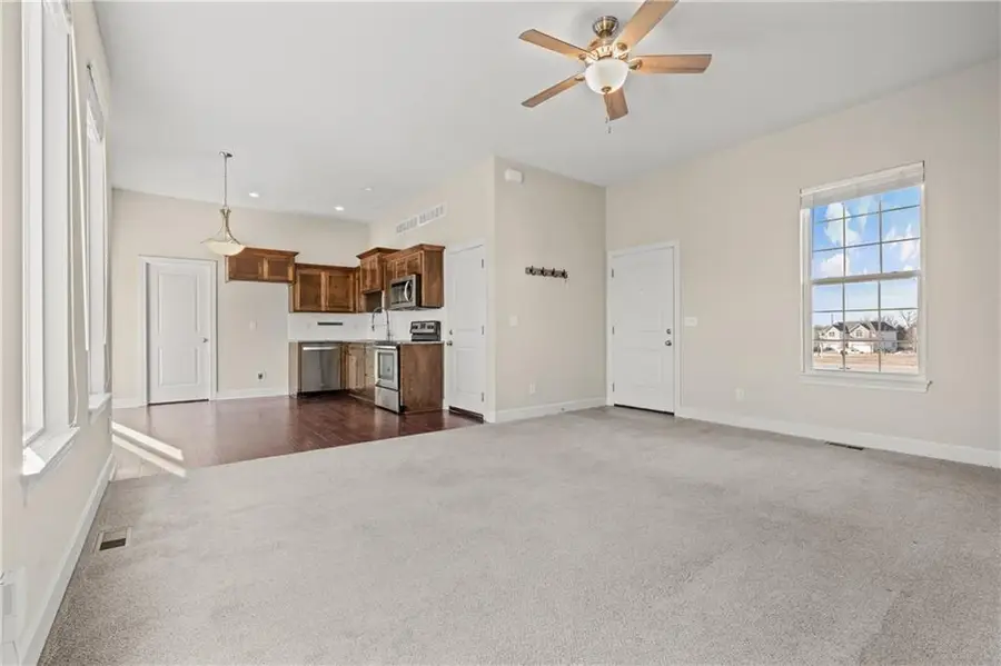 7529 Mccoy Street, Shawnee, KS 66227 - #3