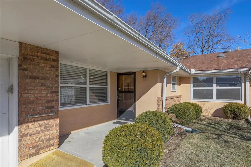 6126 Ash Court, Raytown, MO 64133 - #1