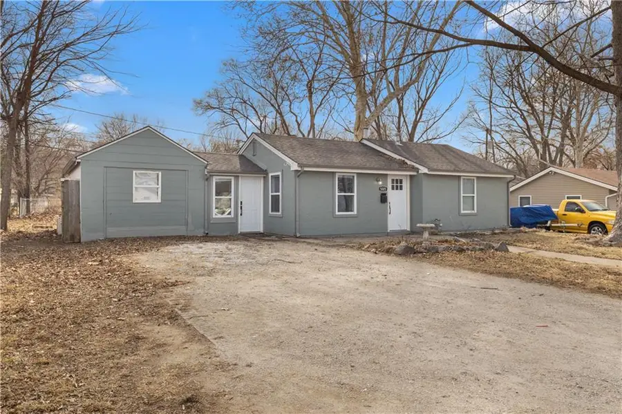 5005 Argentine Boulevard, Kansas City, KS 66106 - #2