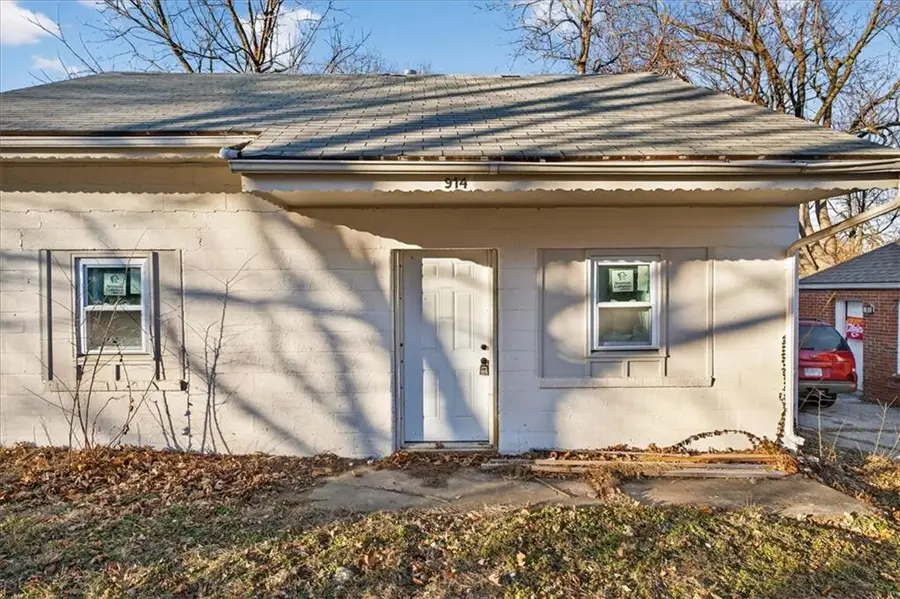 914 E South Avenue, Independence, MO 64050 - #3
