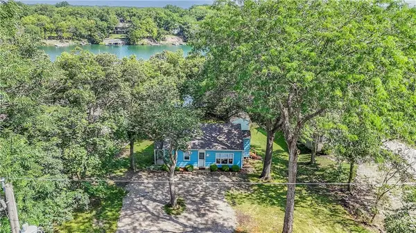 254 Rose Marie Drive, Linn Valley, KS 66040