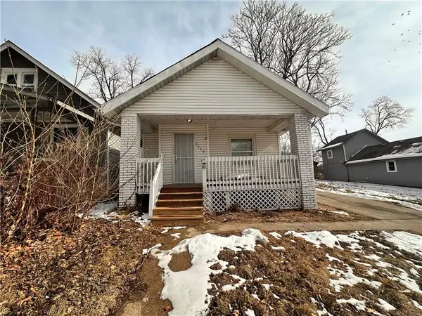 2715 Brighton Avenue, Kansas City, MO 64128