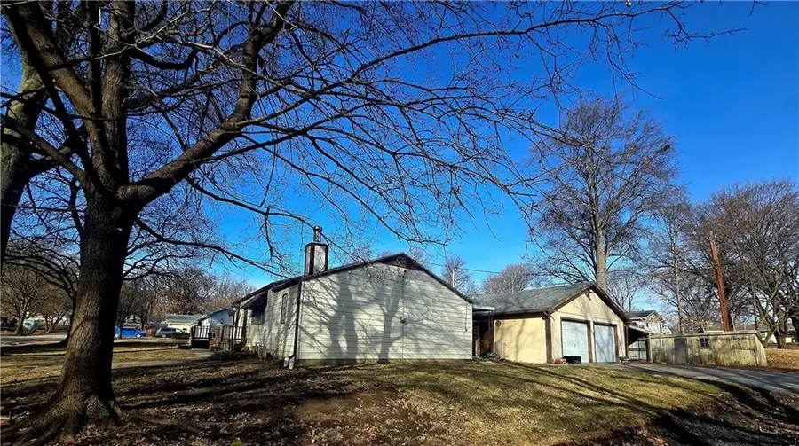 402 Vine Street, Tarkio, MO 64491 - #2