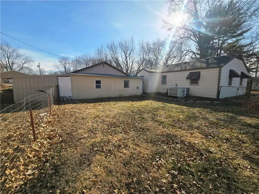 402 Vine Street, Tarkio, MO 64491 - #3