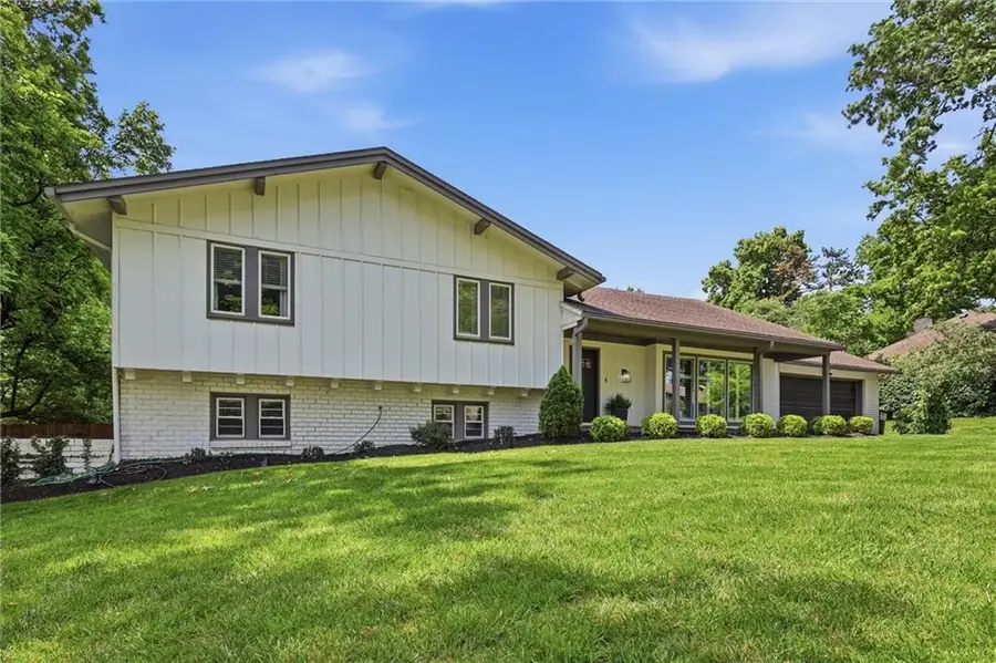 1901 W 70th Street, Mission Hills, KS 66208 - #3