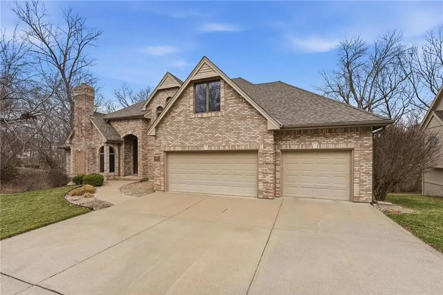 71 The Woodlands Drive, Gladstone, MO 64119 - #2