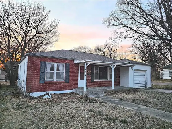 522 N Kentucky Street, Iola, KS 66749