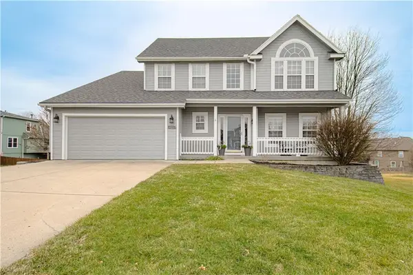 10916 N Wallace Avenue, Kansas City, MO 64157