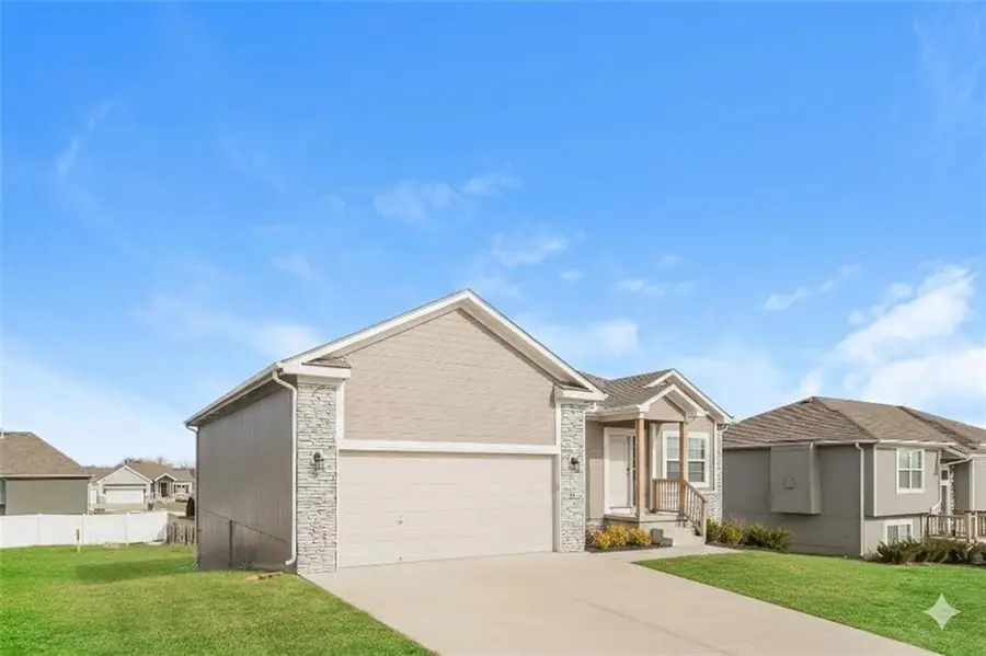 1108 NW Hilltop Lane, Grain Valley, MO 64029 - #2